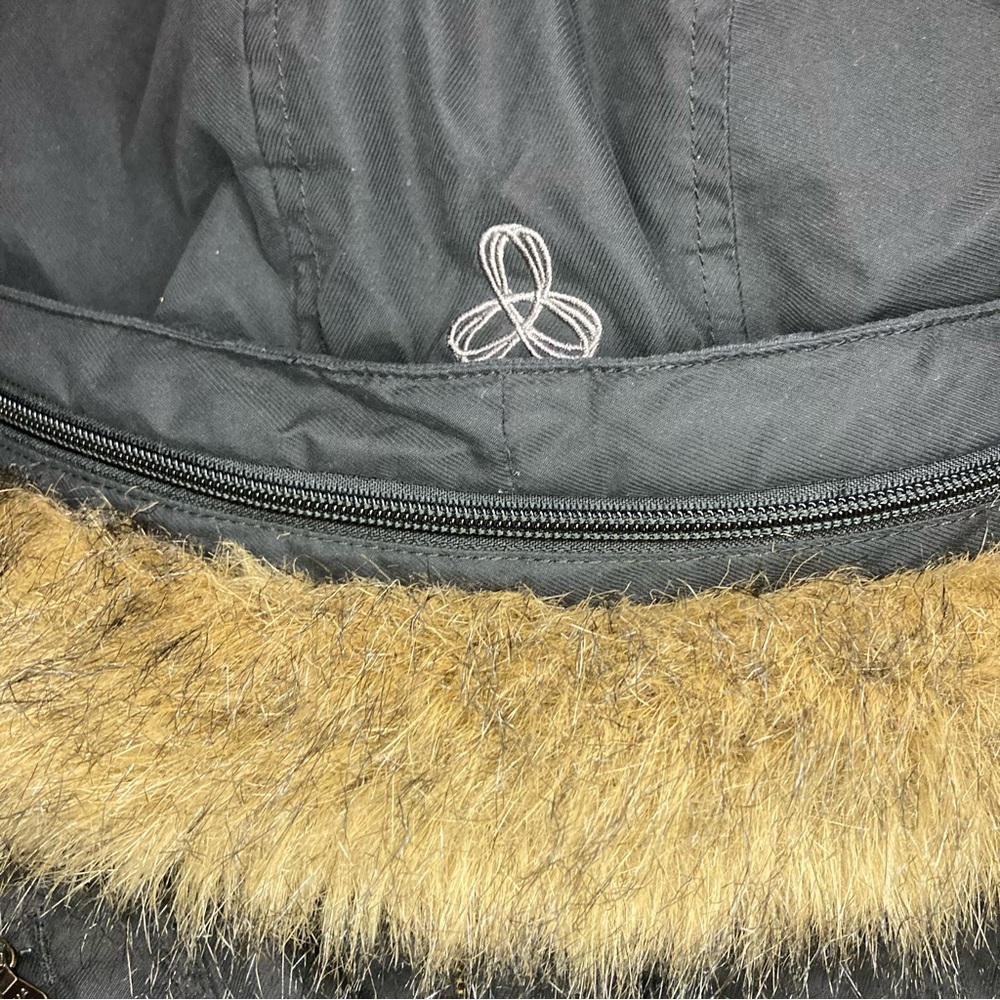 Aritzia Parka Jacket | SMALL - Picture 11 of 17